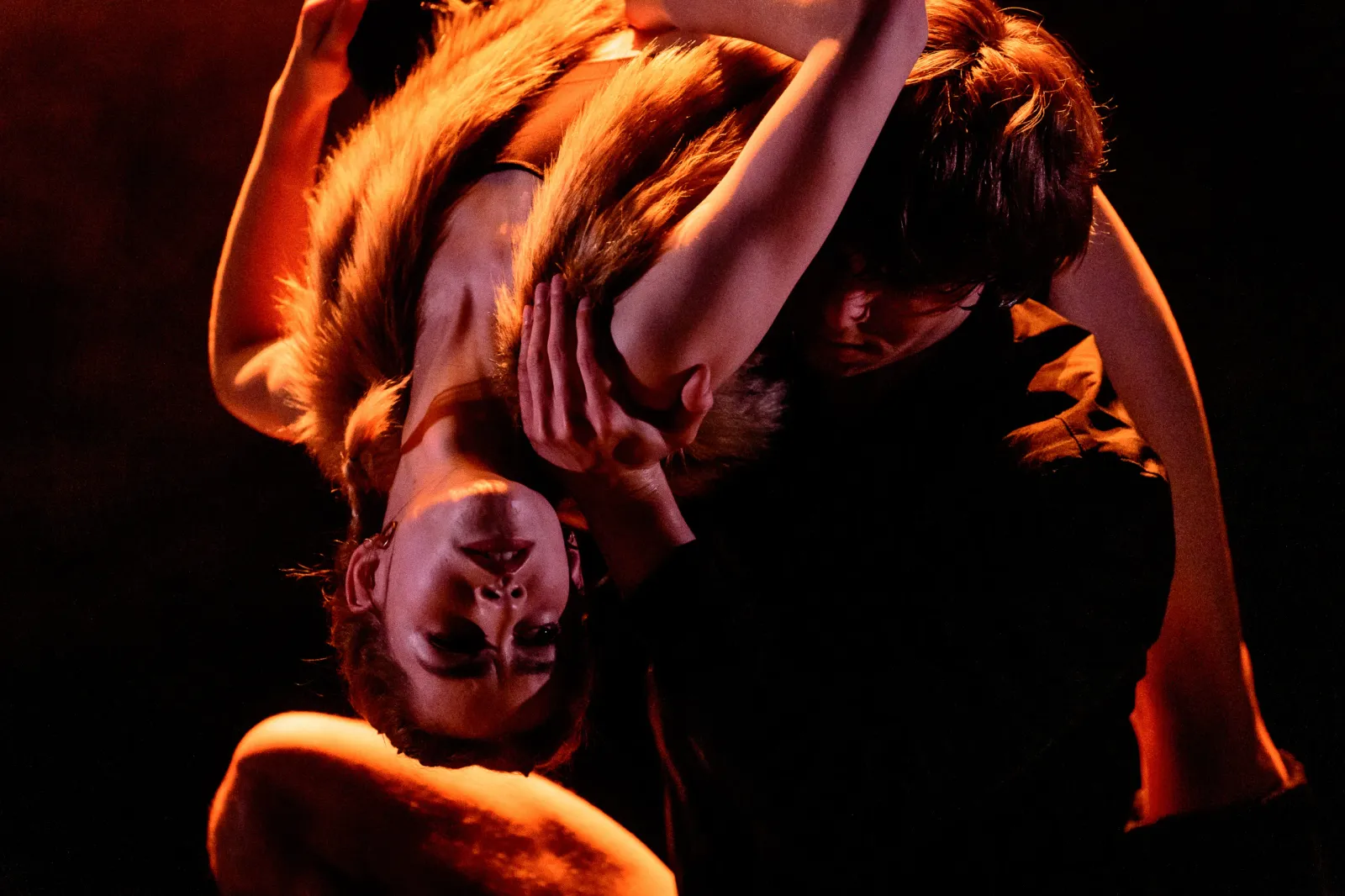 BY THE THROAT, fotografia 14 di 20