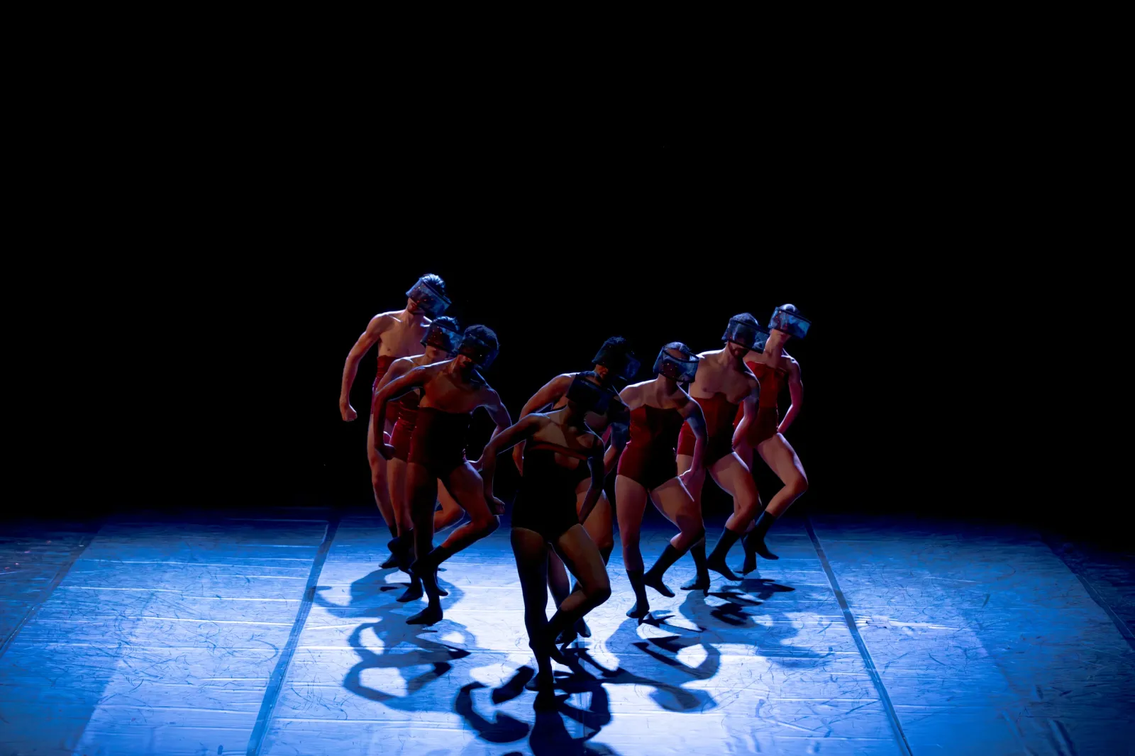 STANDPOINTS, fotografia 18 di 36