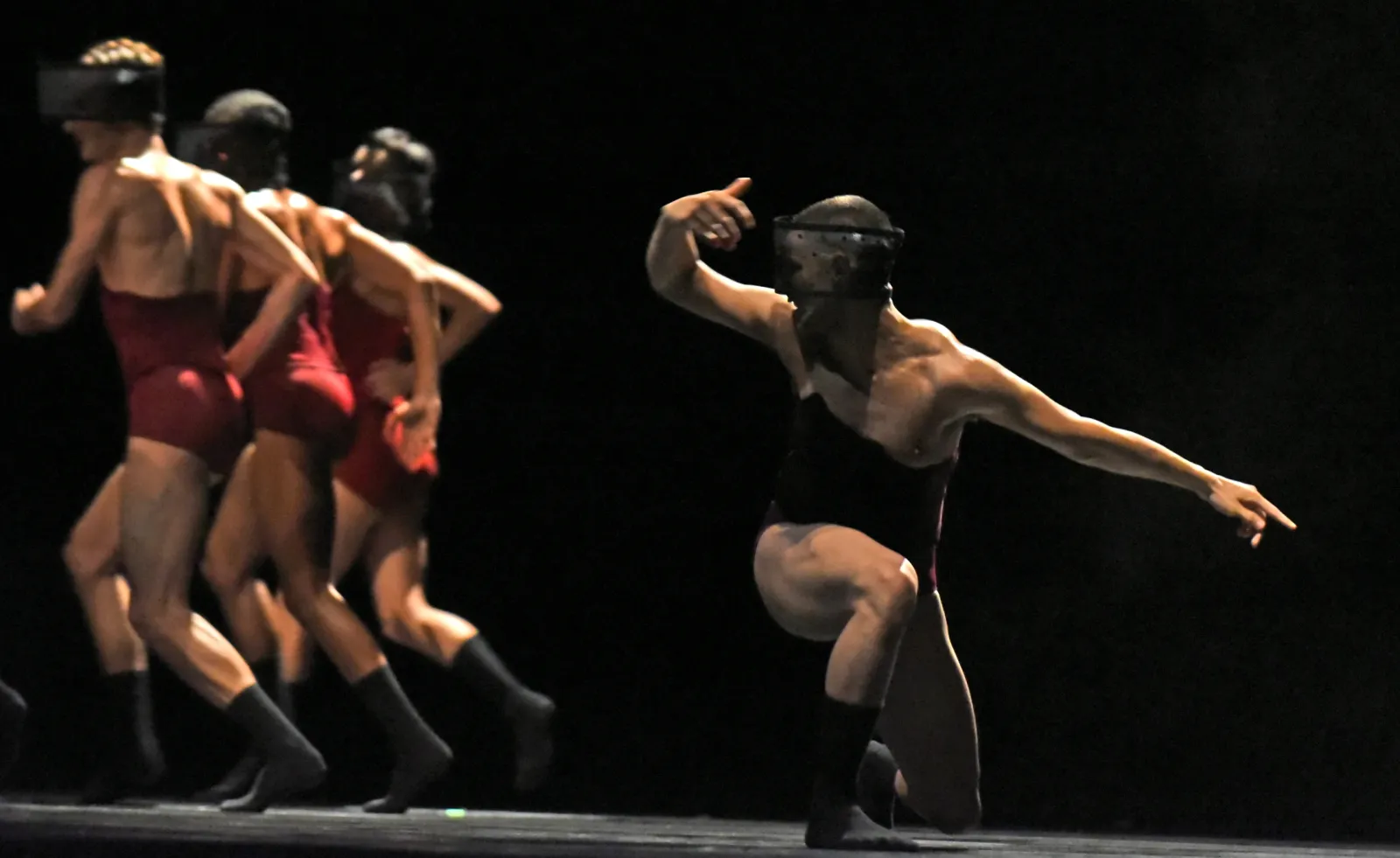 STANDPOINTS, fotografia 14 di 36